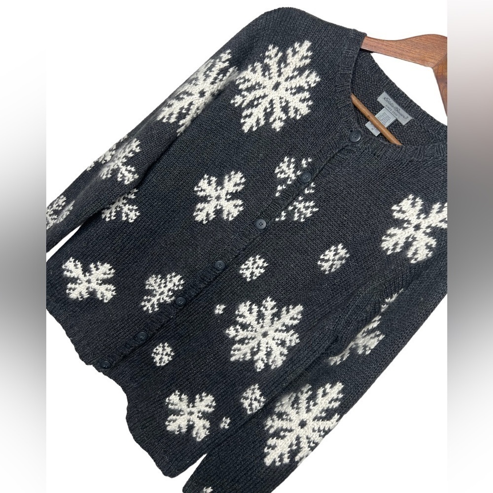 Vintage Eddie Bauer Cardigan Sweater Grey Blend Button Up Snowflakes - Picture 5 of 9
